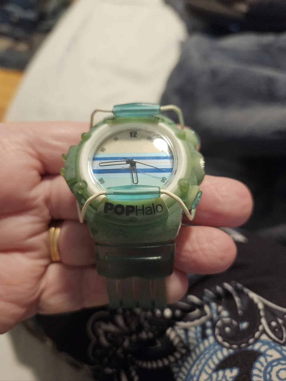 Green Sport Watch - Casual Analog Wearable